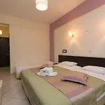 マラントン ビーチ ホテル