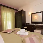 マラントン ビーチ 4* コイニラ