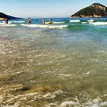 マラントン ビーチ コイニラ