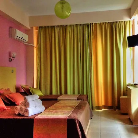 马兰顿海滩酒店 4*