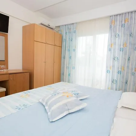 Hotel Maranton Kinira