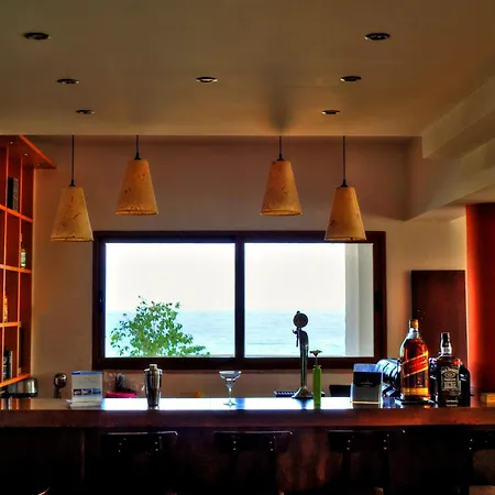 马兰顿海滩酒店 4*