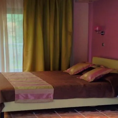 Hotel Maranton Kinira