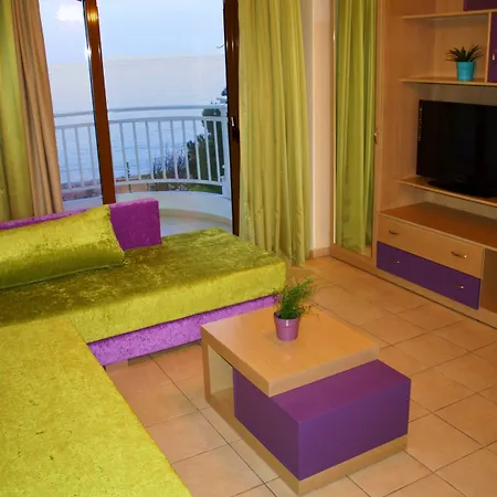 Maranton 4* Κοίνυρα