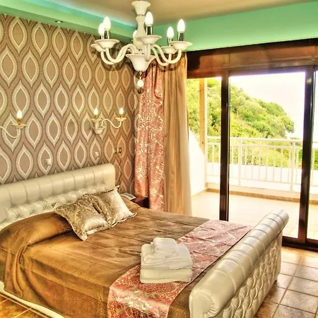 马兰顿海滩酒店